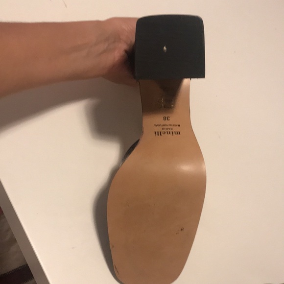 Minelli dark high heels; Worn inside once. You can wear them with anything! - Picture 3 of 5